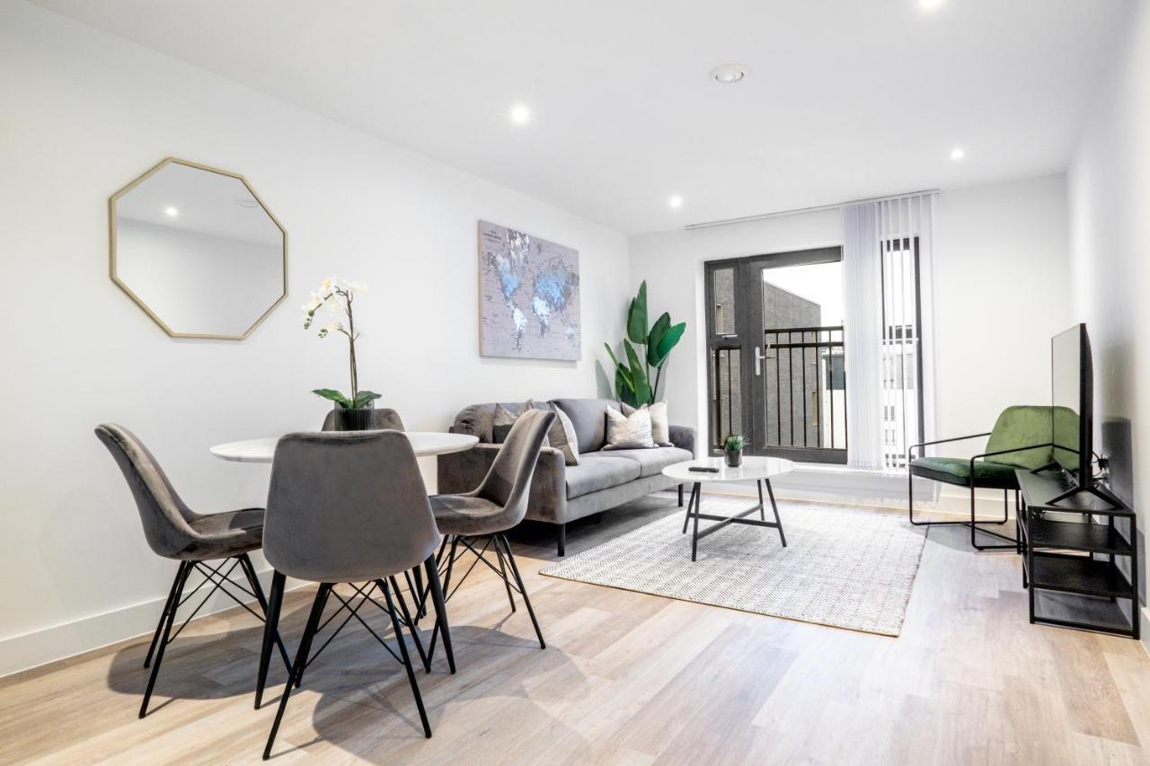 Exoticstay Apartments- 5* Elegant Luxury Centrally Located 2-Bedroom Apt バーミンガム エクステリア 写真