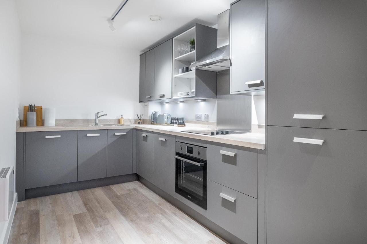 Exoticstay Apartments- 5* Elegant Luxury Centrally Located 2-Bedroom Apt バーミンガム エクステリア 写真