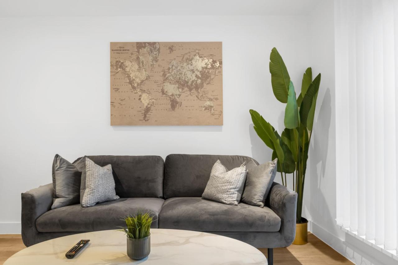 Exoticstay Apartments- 5* Elegant Luxury Centrally Located 2-Bedroom Apt バーミンガム エクステリア 写真