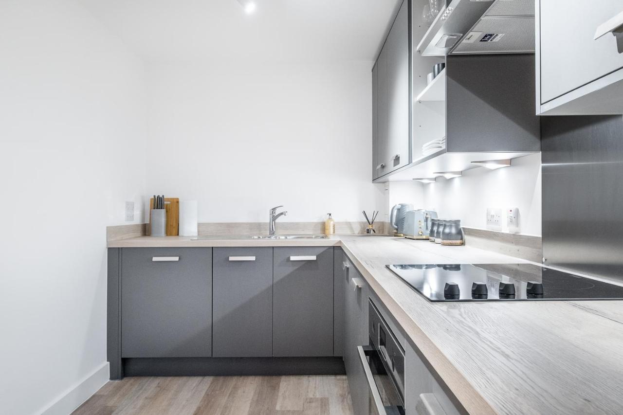 Exoticstay Apartments- 5* Elegant Luxury Centrally Located 2-Bedroom Apt バーミンガム エクステリア 写真